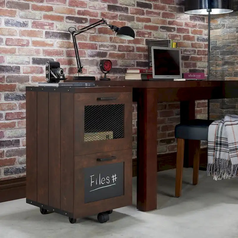 Rustiek walnootkleurig houten archiefkastje met 2 laden op wielen