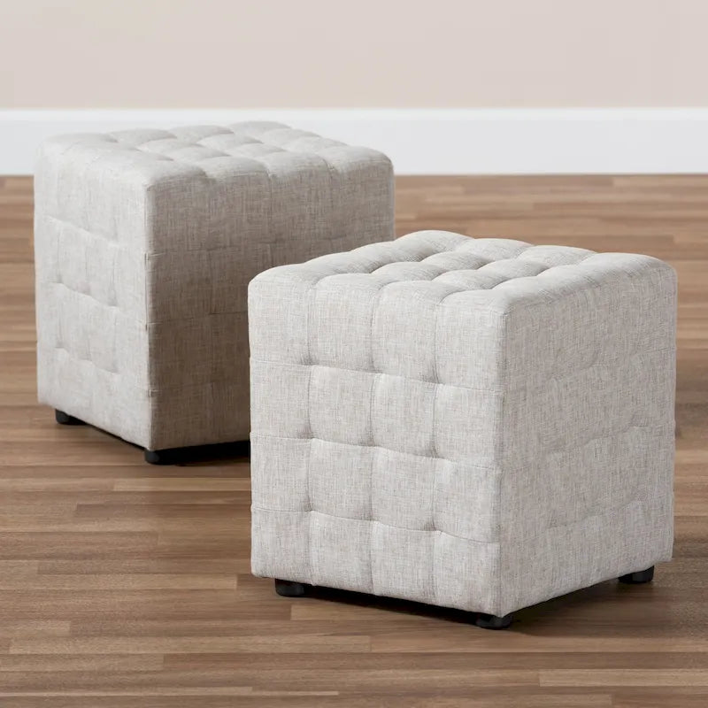 Set contemporaneo di 2 pouf in tessuto