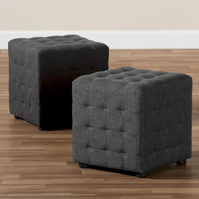 Set contemporaneo di 2 pouf in tessuto
