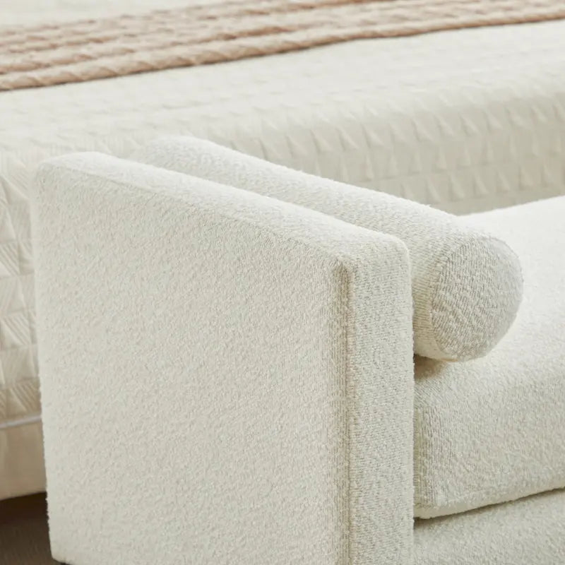 Banc de chambre avec coussins et pieds en bois massif pour le salon et l’entrée